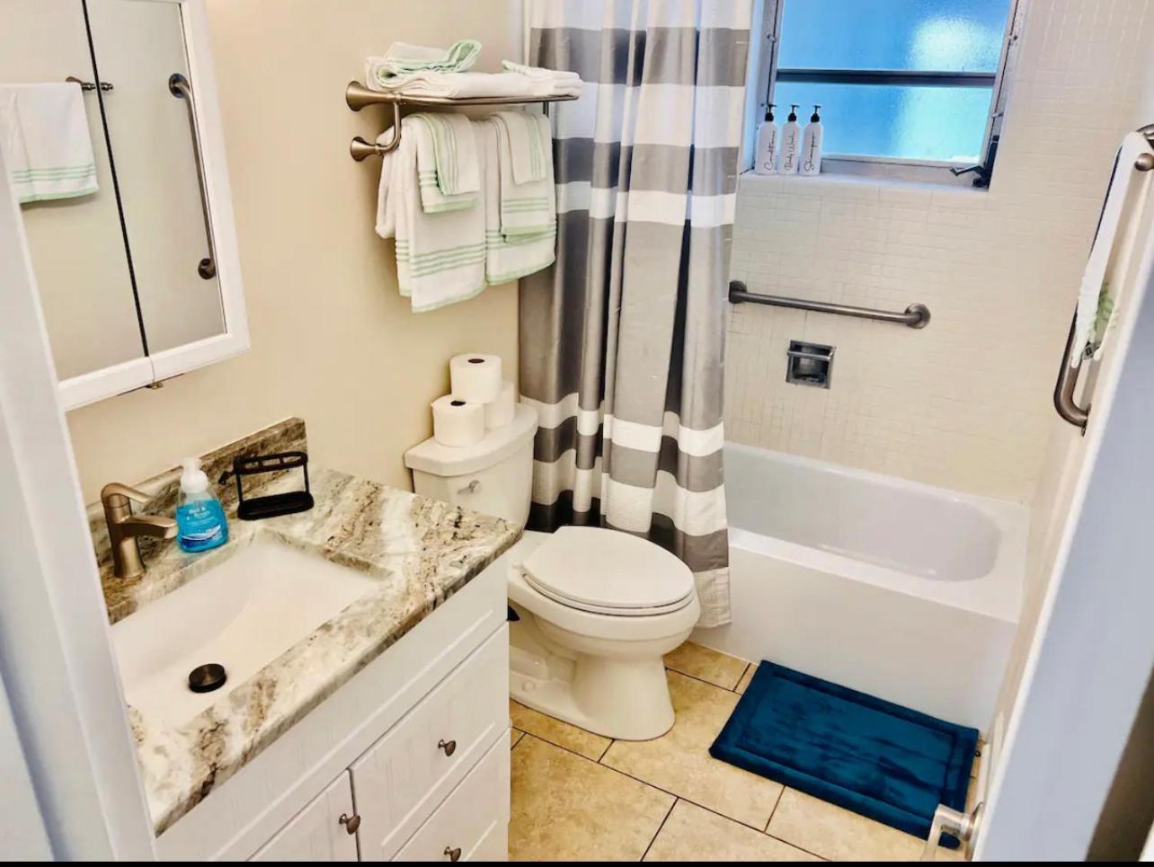 Cozy Home With One Bedroom Κέιπ Κόραλ Εξωτερικό φωτογραφία